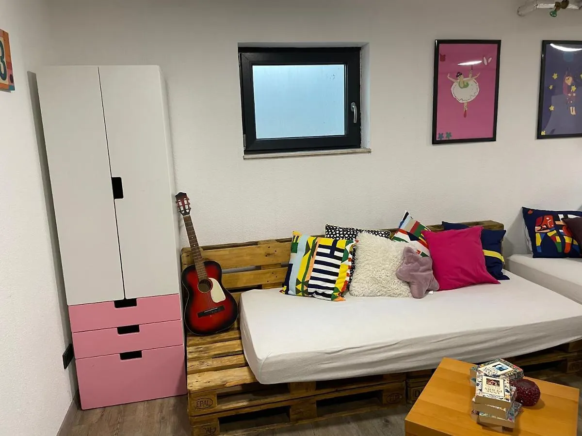 Homestay Manolov Munich Germany